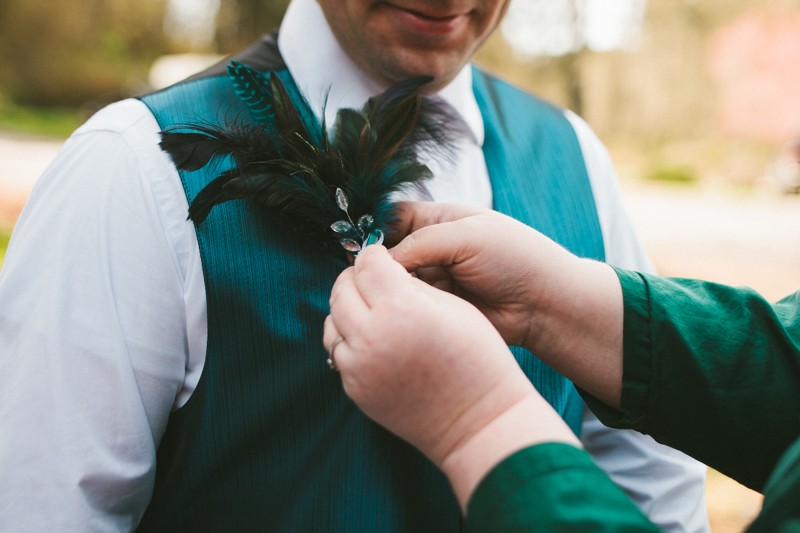 groom's boutonniere