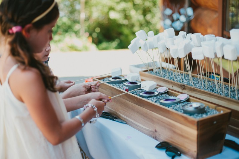 DIY wedding s'mores bar. 