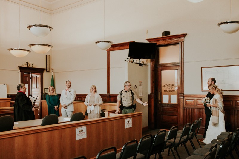Sweet courthouse wedding in the Pacific Northwest. 