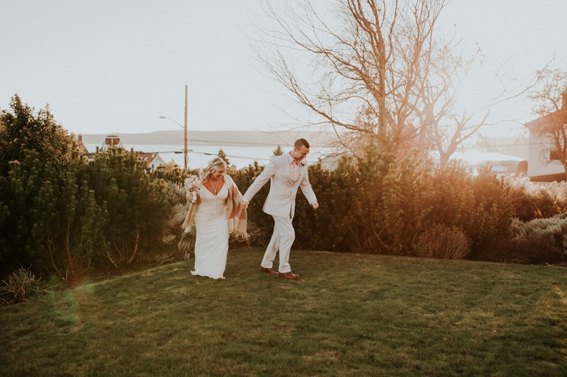 Playful Port Townsend elopement in winter.