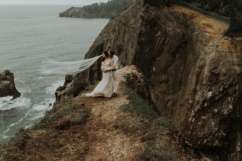 Creative and adventurous weddings in the PNW | northwest wedding and elopement photographer Meghann Prouse | www.photomegs.com.
