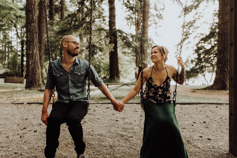 Playful woodsy engagement session | PNW wedding and elopement photographer Meghann Prouse | www.photomegs.com.
