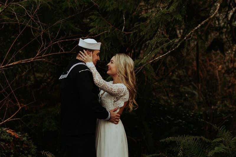 Romantic Hood Canal elopement | Seattle wedding + elopement photographer Meghann Prouse | www.photomegs.com