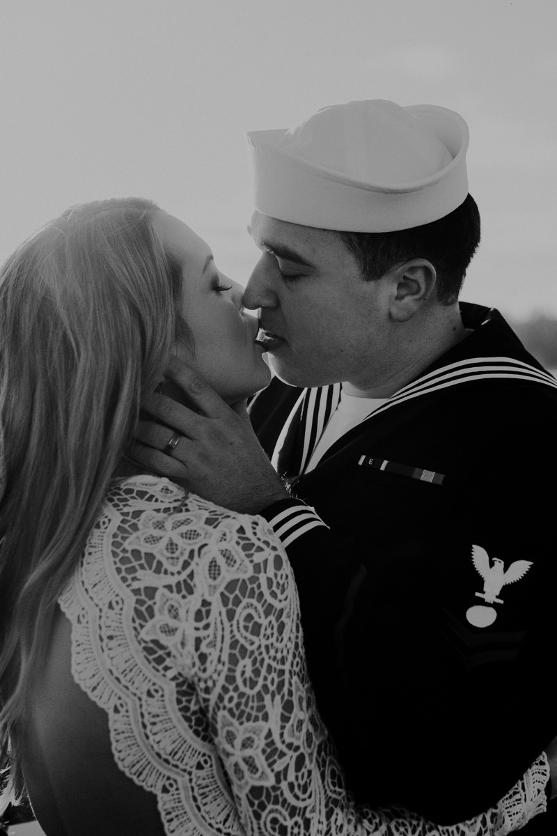 Romantic military couple elopement Bremerton | Seattle wedding + elopement photographer Meghann Prouse | www.photomegs.com