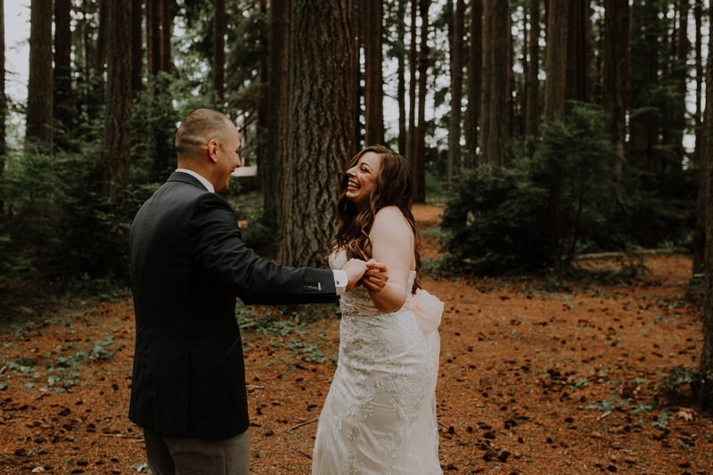 Summer Solstice romantic forest wedding | Seattle wedding + elopement photographer Meghann Prouse | www.photomegs.com