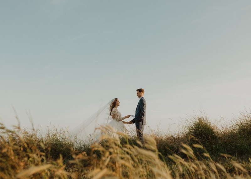 Adventure elopement on Whidbey Island | PNW wedding photographer Meghann Prouse | www.photomegs.com
