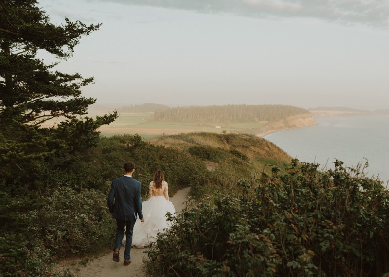 Whidbey Island adventure elopement at Ebey’s Landing | PNW photographer Meghann Prouse | www.photomegs.com