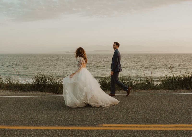 Intimate Whidbey Island adventure elopement | PNW photographer Meghann Prouse | www.photomegs.com