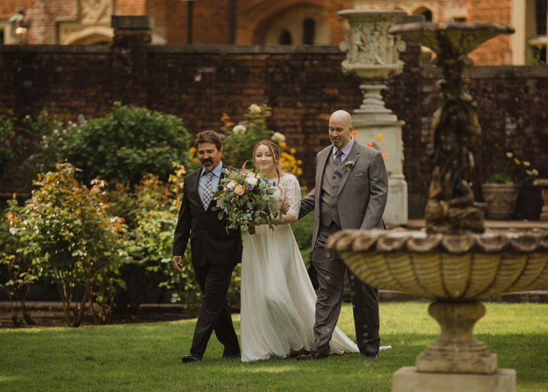 English garden wedding inspiration | PNW photographer Meghann Prouse | www.photomegs.com