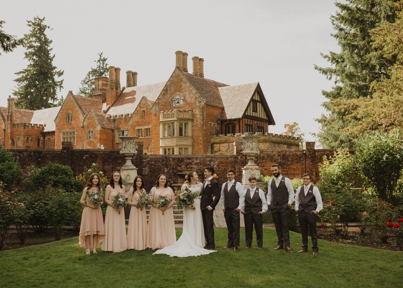 English manor wedding | Destination couples photographer Meghann Prouse | www.photomegs.com