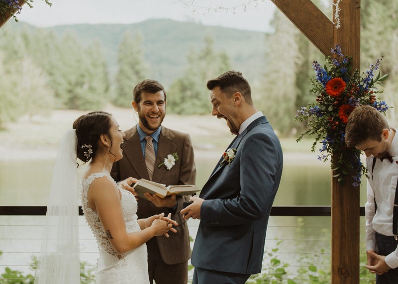 Wedding ceremony reactions at Northwest Trek | Bremerton wedding photographer