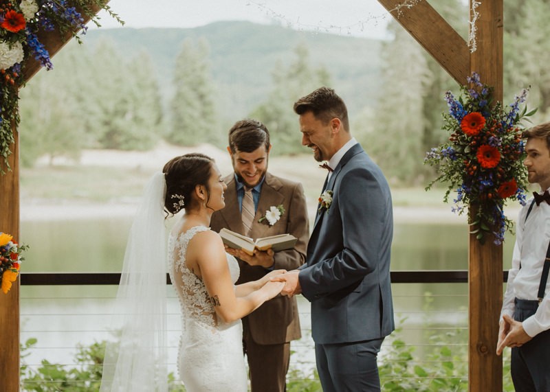 Northwest Trek wedding day | Seattle wedding photographer