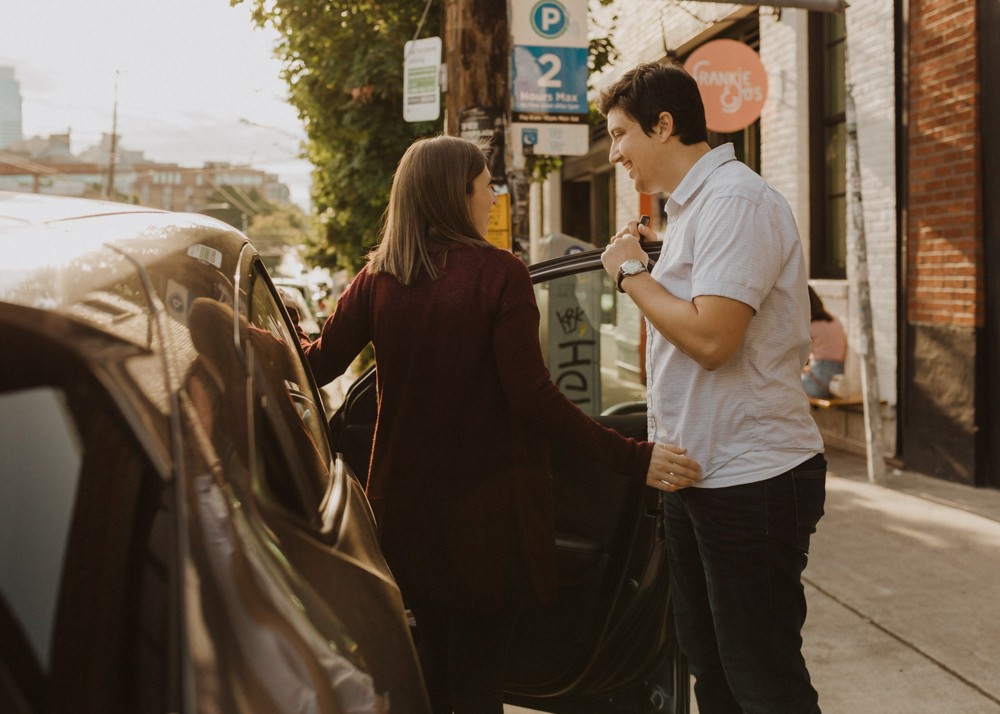 Casual city engagement session in Seattle, WA. 