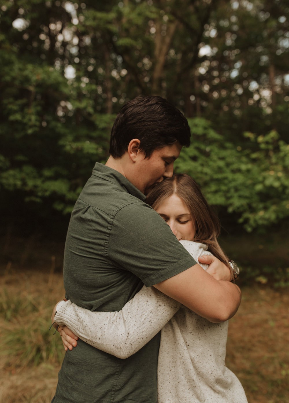 Lincoln Park engagement session in Seattle, Washington. 