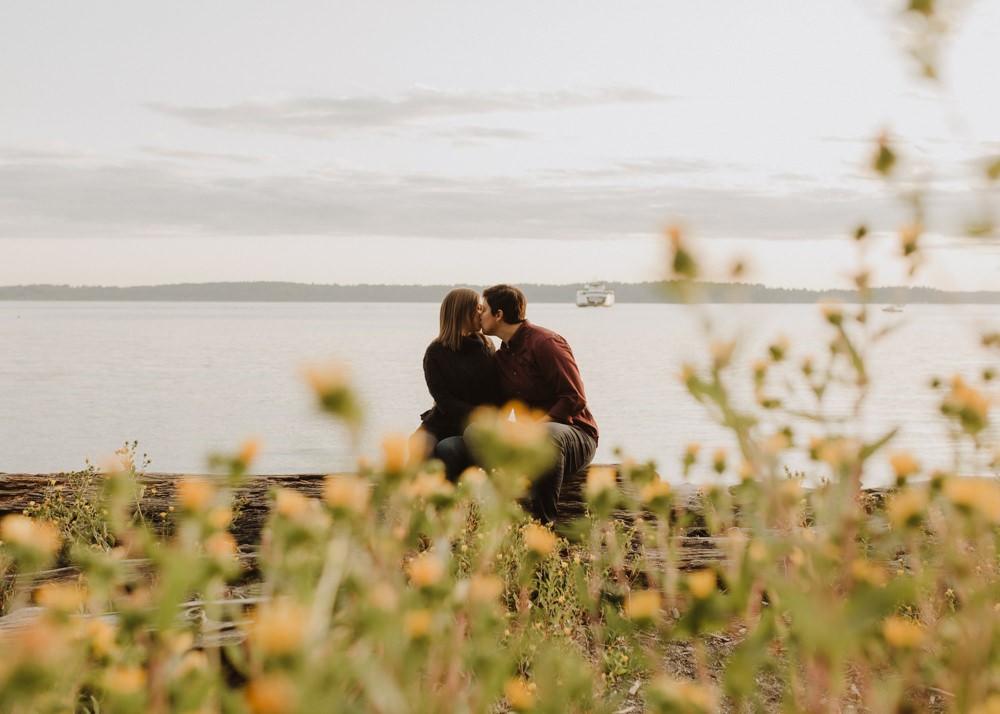 Beachy PNW engagement photos. 