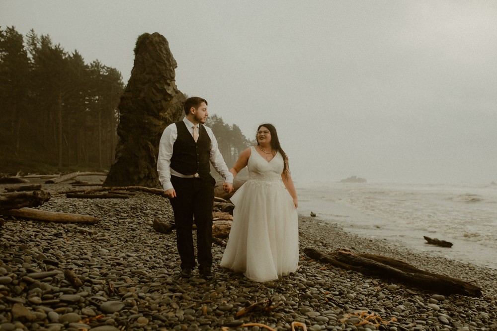 Adventure elopement on the Washington coast at Ruby Beach. 